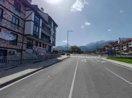 Mountain Paradise 4 - 1 Bedroom - Gondola, 100m away - Washer