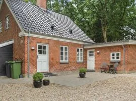 Holiday Home Hodde With Fireplace