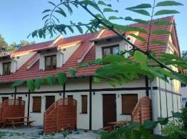 Leśne Wzgórze przy Zamkowej, ξενοδοχείο σε Lubniewice
