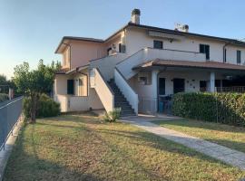 WELCOME TO MY HOUSE TRASIMENO, villa en Castiglione del Lago
