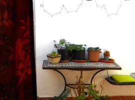 Naturalia: La casita con Patio, קוטג' בקסרס