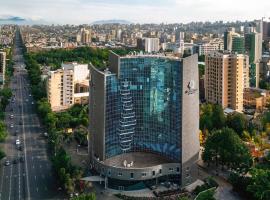 DoubleTree by Hilton Yerevan City Centre, отель в Ереване
