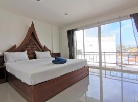 Sure Guesthouse, pensionat i Kamala Beach