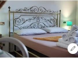 Ivo's Family bedroom, hotel en Altopascio