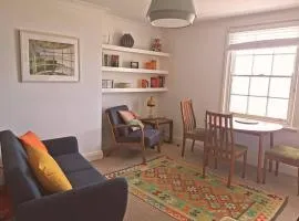 Relax and enjoy the sea view Margate