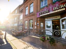 Hotel Lüttje Burg, hotel v destinaci Lütjenburg