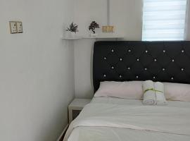Inap Idaman 7 5 Pax 2 Queen Plus 1 Sofa Bed, guest house in Kota Bharu