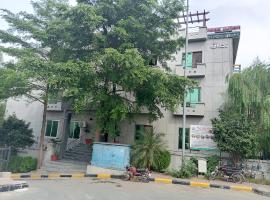 Parkway Apartments: Rawalpindi şehrinde bir otel