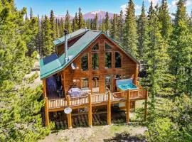 Spacious Mountain Home with Hot Tub, Fast WiFi, 26 miles to Breckenridge - Pine Top Perch