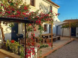 Finca Serrato, holiday rental in Colmenar