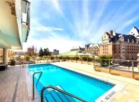 Waterfalls Hotel in Downtown With Stunning Views!