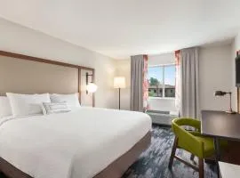 Fairfield Inn by Marriott Visalia Sequoia