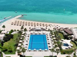 The St. Regis Doha, hotel di West Bay, Doha