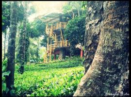 Jungle Jive Tree House, feriegård i Munnar