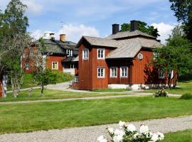 Professorsvillan - hyr hela huset, alloggio in famiglia a Malingsbo