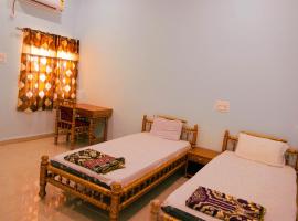 ISKCON Pandharpur's Chandrabhaga Guest House, hotel em Pandharpur