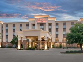 Hampton Inn & Suites Ft Worth-Burleson, отель в городе Берлесон