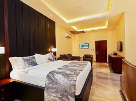 Senators Suites and Towers Ltd, hotel v destinaci Omole