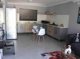 Tranquility at Homely Escape, apartment in Phalaborwa