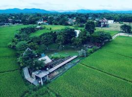 Ideal View Villa lanna, hotel near Mae Jo Golf Club, Ban Pa Lan