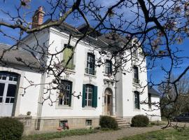 Maison MOKASSI, lodging in Laloubère