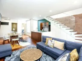 Green & Gorgeous - 3 bedroom Getaway in the Heart
