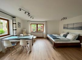 Ferienwohnung mit Gartenblick, hotel in Wilhelmsdorf