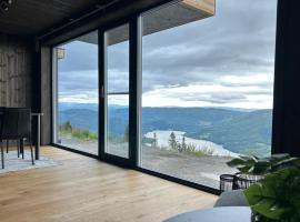 Ny leilighet p&aring; Norefjell - ski in/out, hotel con estacionamiento en Noresund