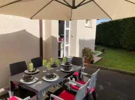 RURAL3MIJAROJOS casa con jardin y piscina privada en el centro de Cantabria