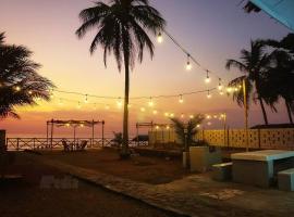 Villa Apedia Anyer, 3 Kamar, Pantai Pasir Putih, chalupa v destinaci Kareo