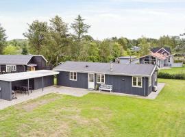 6 person holiday home in F rvang: Fårvang şehrinde bir tatil evi