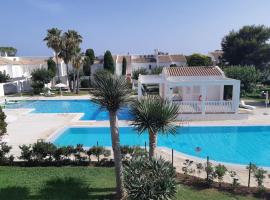 Son Xoriguer appartement calme, mer, piscines.Son Xoriguer quiet apartment, sea, swimming pools.