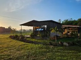 Jorge's Black Cabin