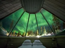 Northern Lights Village Pyhä