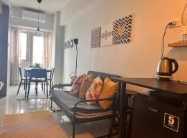 CozyCoastStay by APPLETRAVELBEYONDPH