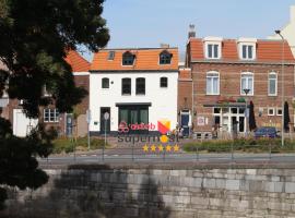 Modern Studio & Apartment Roermond, holiday rental in Roermond
