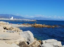 REYNURBAN, hotel v destinaci Castillo de Sabinillas