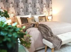 Paderborn-Oase mit Kamin-Balkon-Stilvolles Zuhause-24 -7 Self Check in, kostenloser Parkplatz