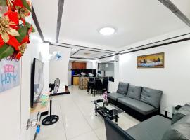 Furnished House in Calapan City Subdivision near ROBINSONS Mall L33, βίλα σε Calapan