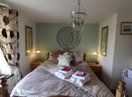 Melorne Farm Guest House, glamping i Camelford