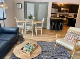 McCall Mountain Getaway - Pet Friendly, lejlighed i McCall