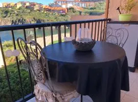 Appartement vue mer les pieds dans l'eau
