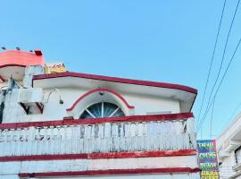 Sea pebbles, Pension in Digha