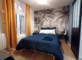 Le Cosy & Boisé de Pontoise: Pontoise şehrinde bir aile oteli