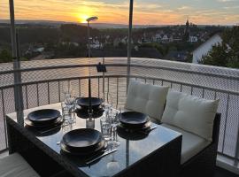 CloudCabins-Traumblick im Herzen des Schwarzwaldes, hotel with parking in Dornstetten