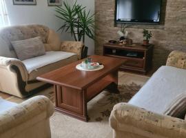 Luxury Apartment, hotel en Mladenovac