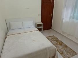 Chambre privative dans un appartement partagé, hotel a Casablanca