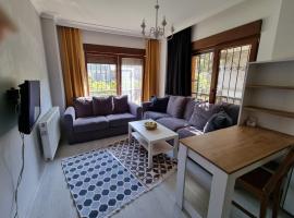 Maltepe, Cevizli cozy apt, appartement à Istanbul