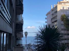 Departamento Pocitos con anfitrión, khách sạn ở Montevideo