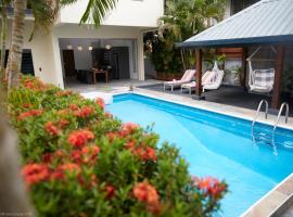 Tropical Villa Rainville, hytte i Paramaribo